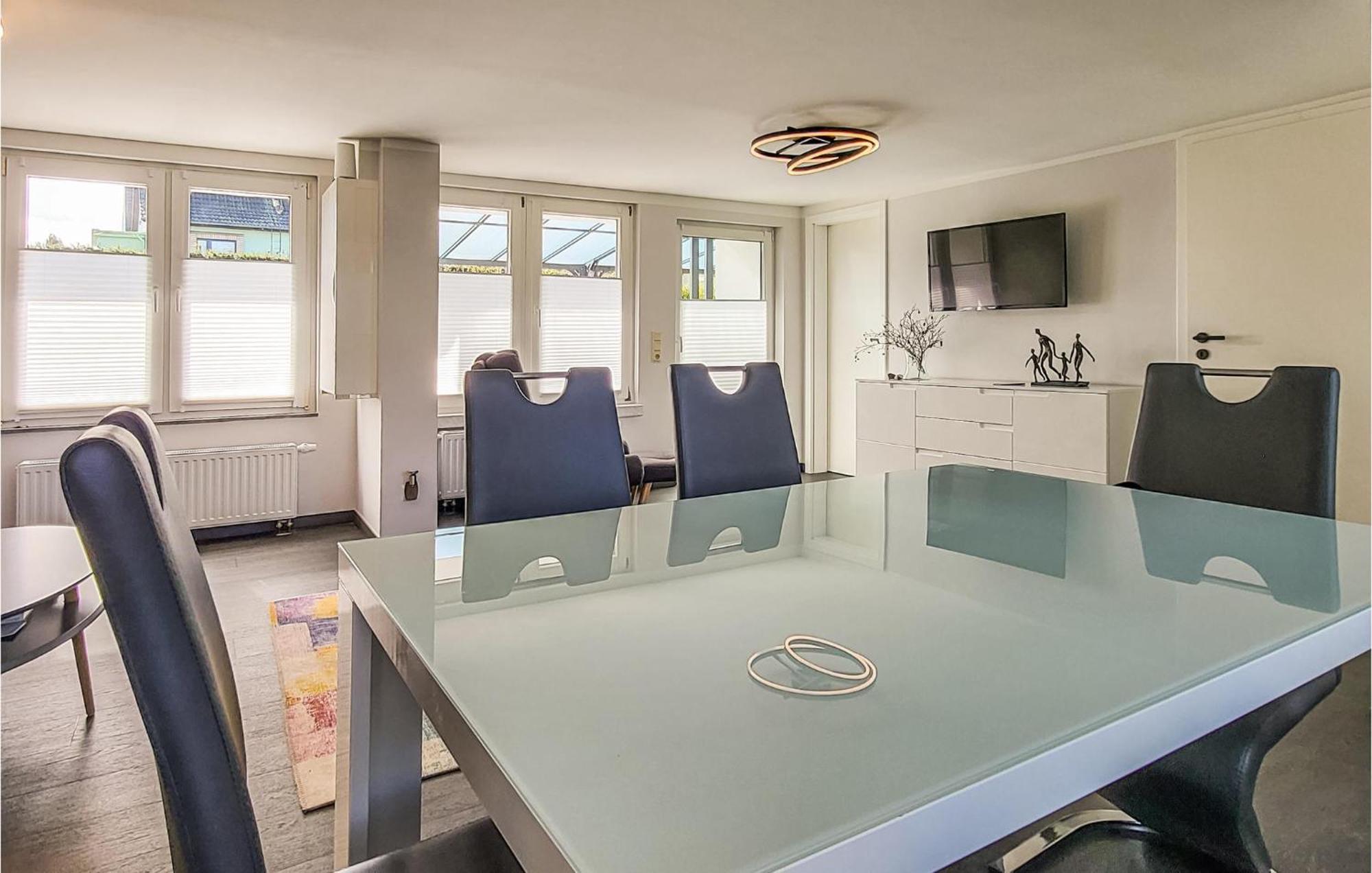 Beach Front Home In Stralsund With Wifi Exterior foto